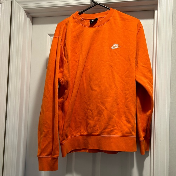 Nike Crewneck Sweatshirt - Picture 1 of 3
